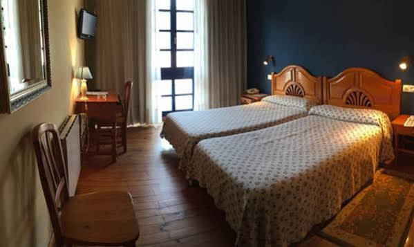 Apartamentos Cuevas del Mar Nueva De Llanes Exterior foto
